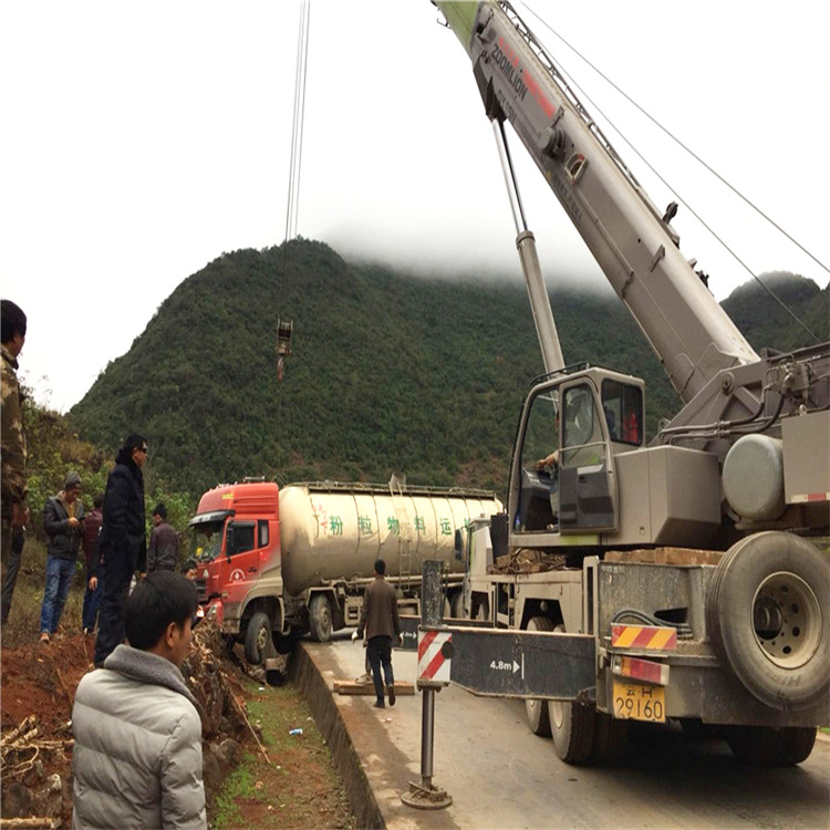 郸城吊车道路救援24小时